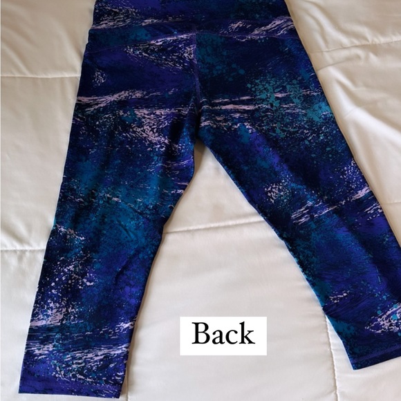 Champion Cropped Yoga Pants - Picture 3 of 4